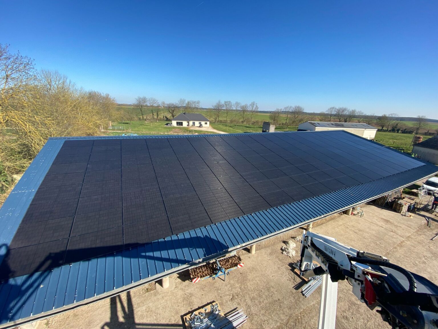 Esolaire - Comment réduire efficacement mon empreinte carbone grâce à l'énergie solaire en 2025 ? - Featured Image 1