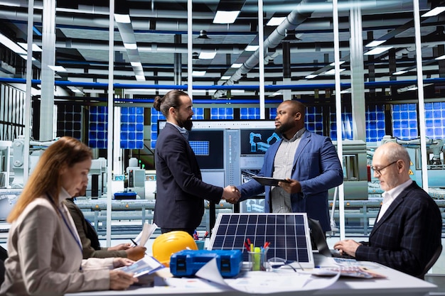 Esolaire - Autoconsommation énergie solaire entreprises à Louviers - Featured Image 1